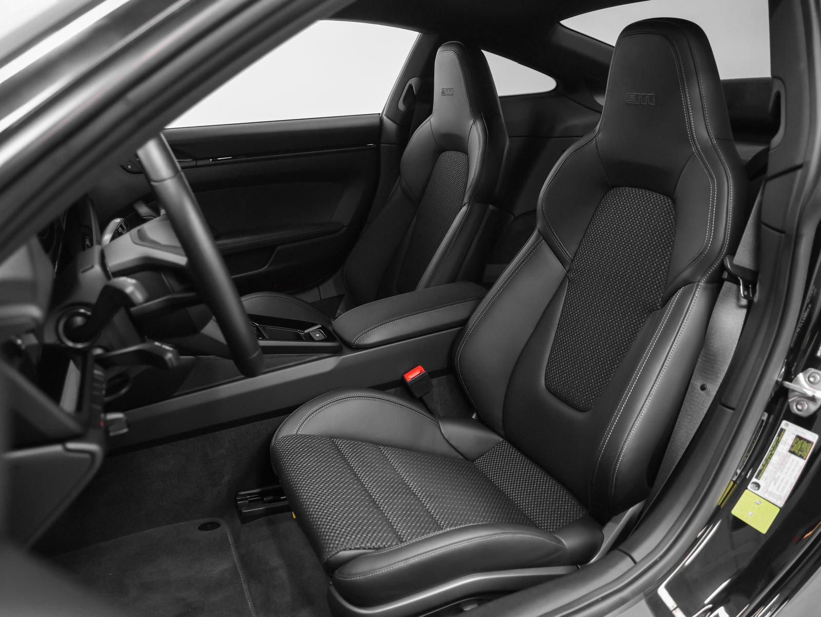 Certified 2024 Porsche 911 Carrera T RWD image 57
