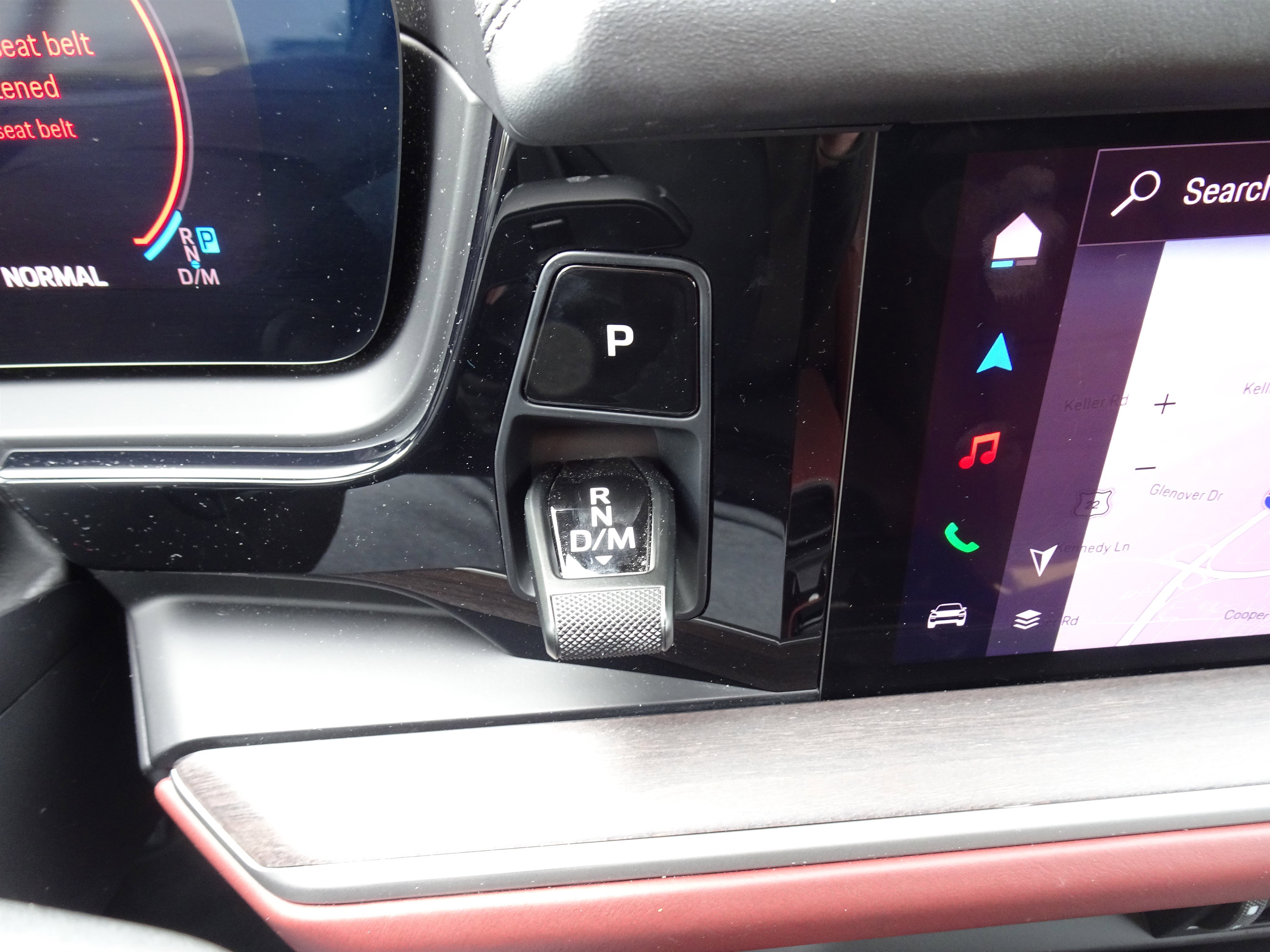 Used 2024 Porsche Cayenne image 30