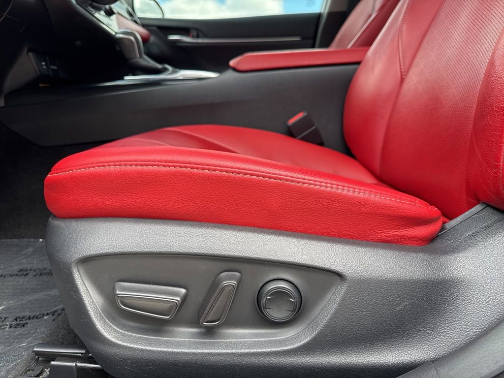 Used 2019 Toyota Camry XSE FWD image 21