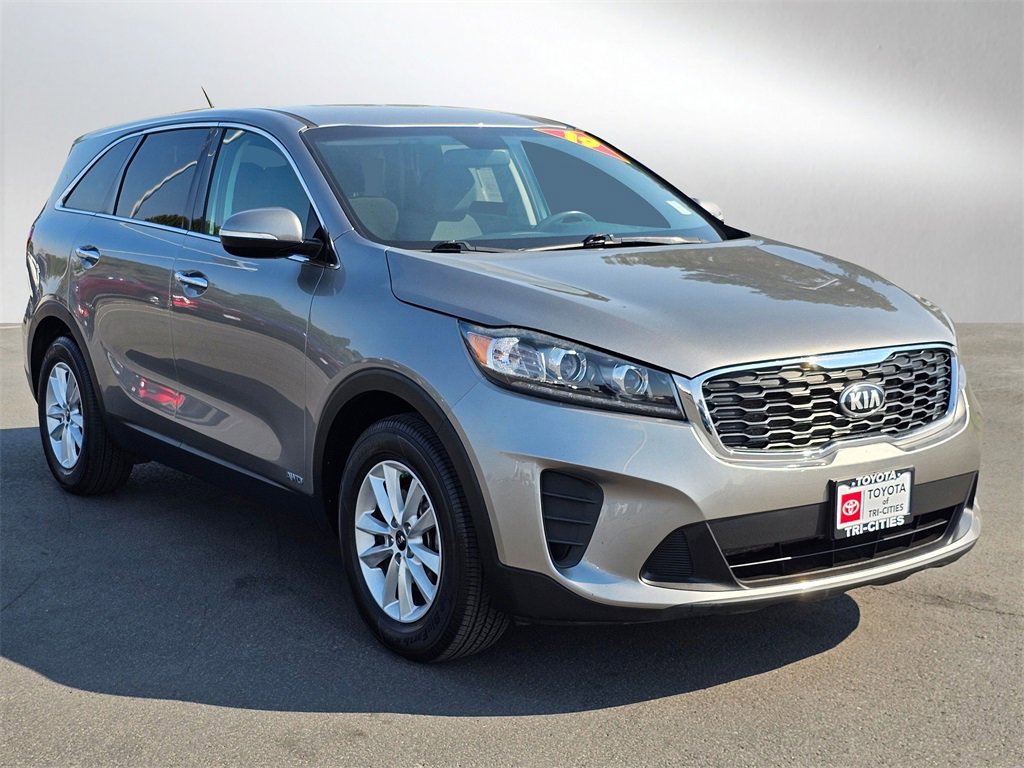 Used 2019 Kia Sorento LX image 7