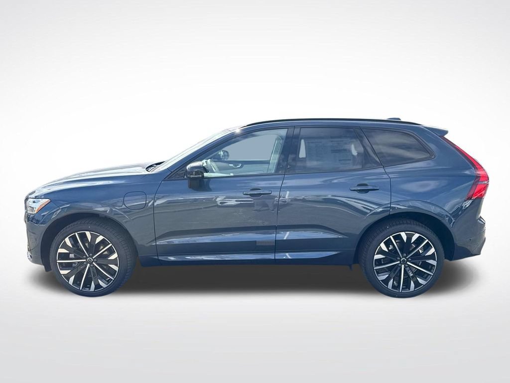 New 2026 Volvo XC60 T8 Ultra w/ Protection Package Premier AWD/4WD image 6