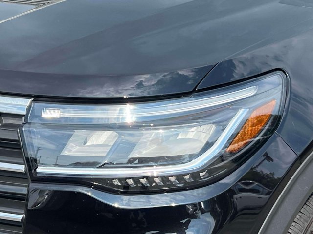 Used 2026 Ford Explorer Active AWD/4WD image 12