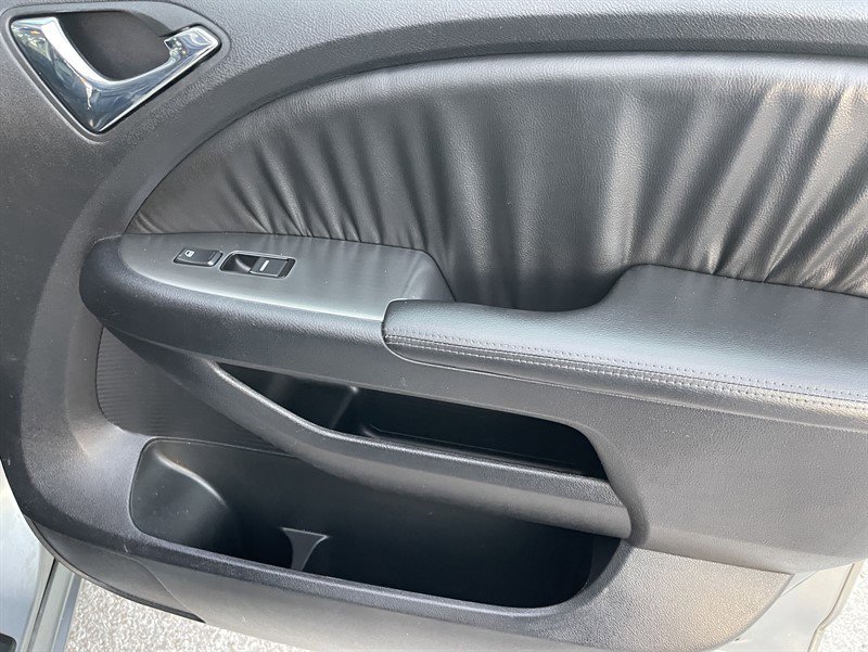 Used 2006 Honda Odyssey Touring image 17
