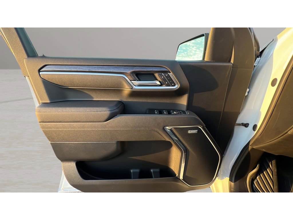 New 2026 Chevrolet Silverado 1500 LTZ w/ LTZ Premium Package image 26