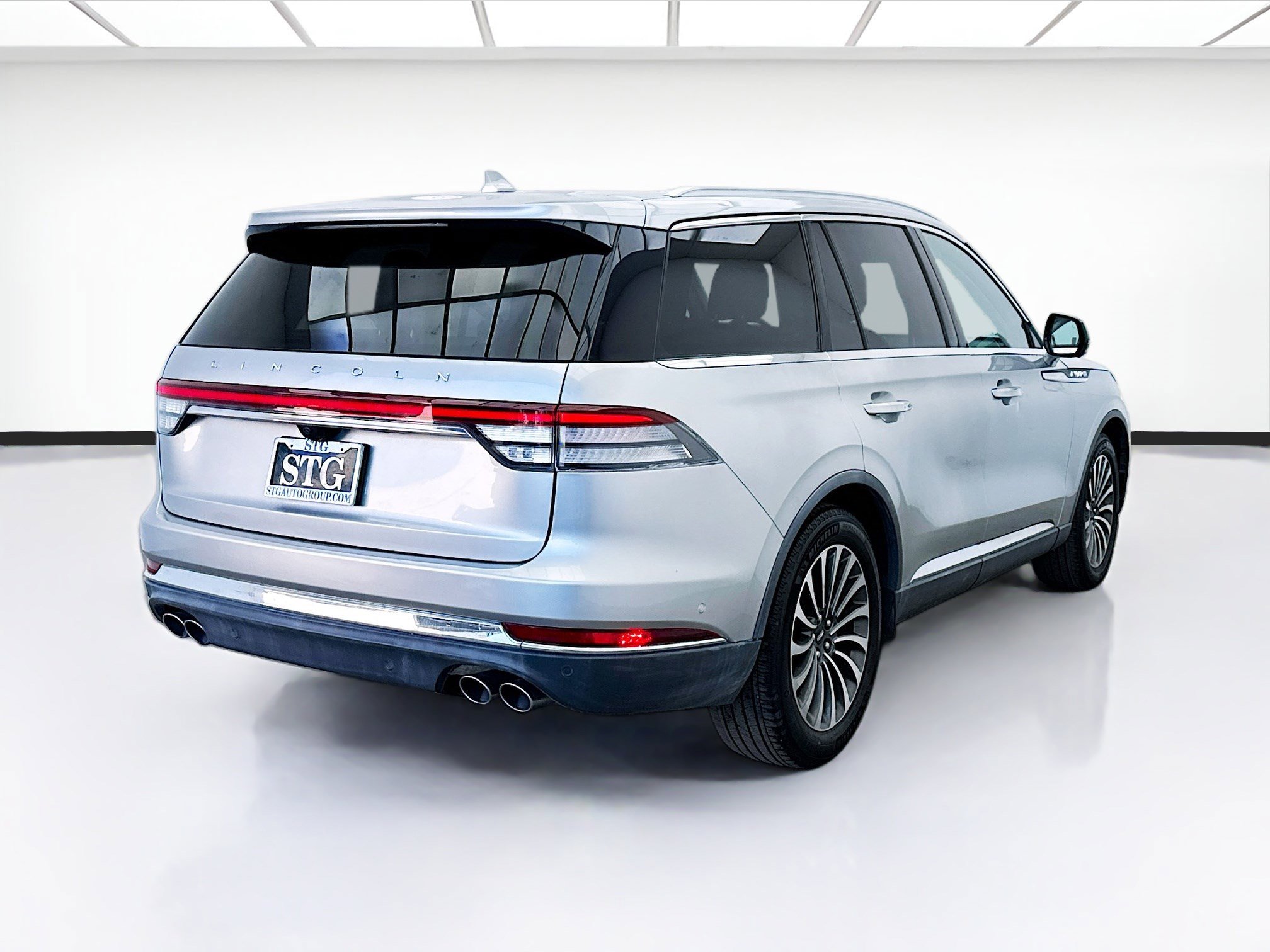 Used 2020 Lincoln Aviator Reserve image 4