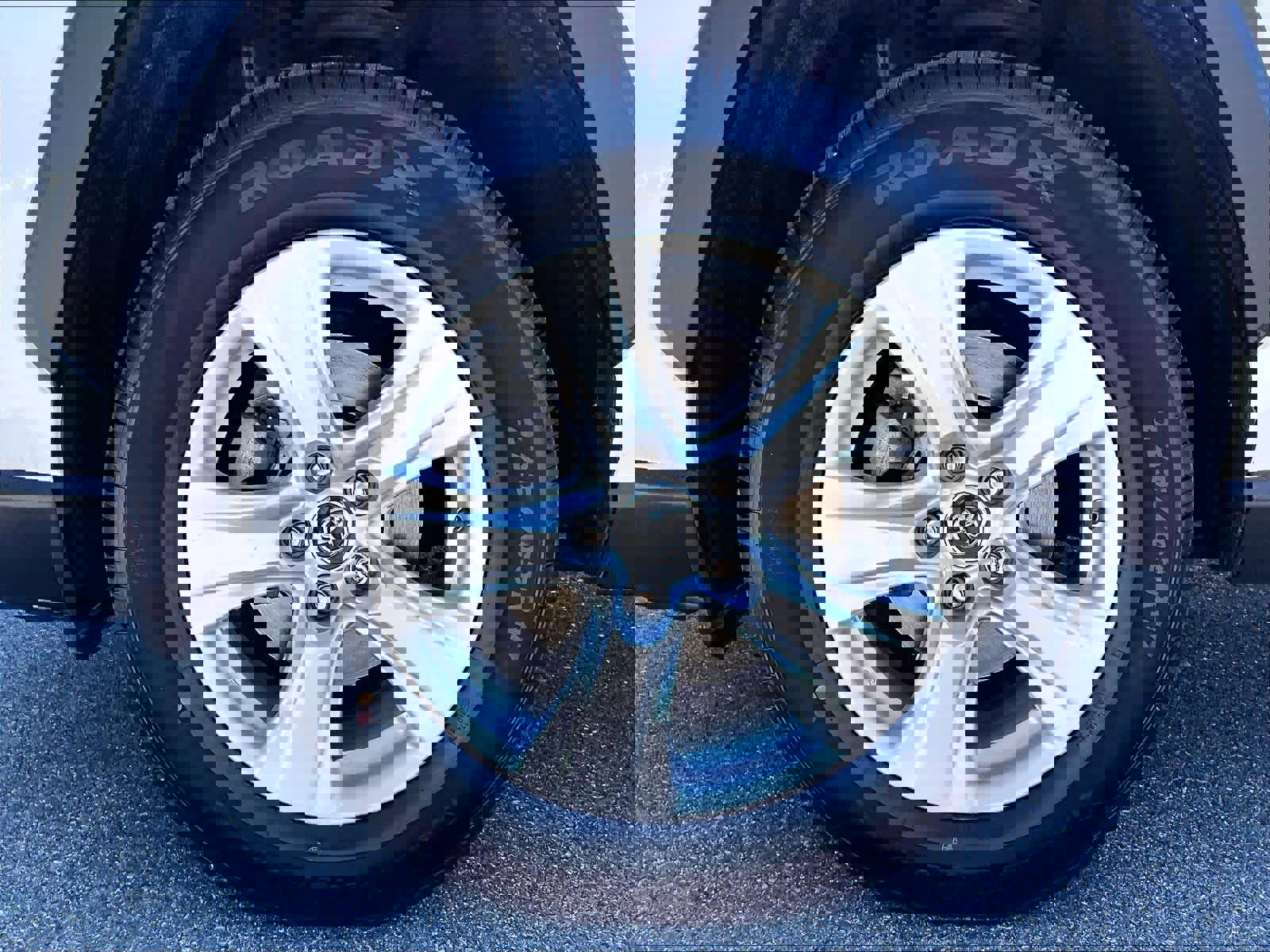 Used 2021 Toyota RAV4 XLE w/ Convenience Package AWD/4WD image 7