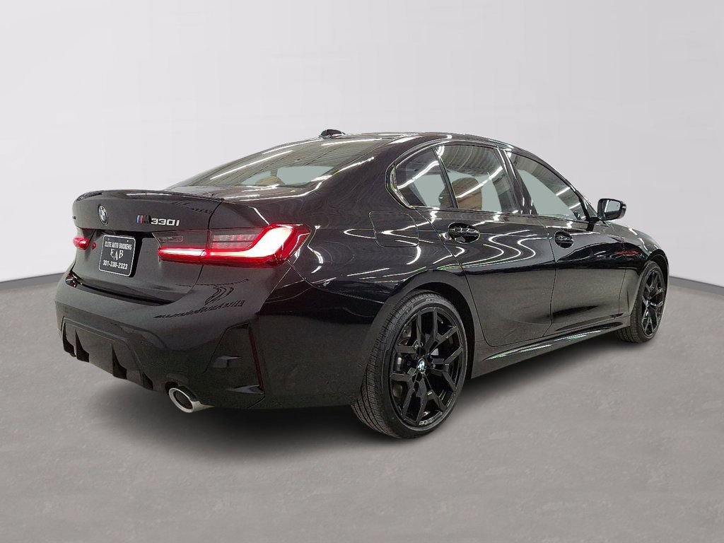 Used 2025 BMW 330i xDrive Sedan image 4