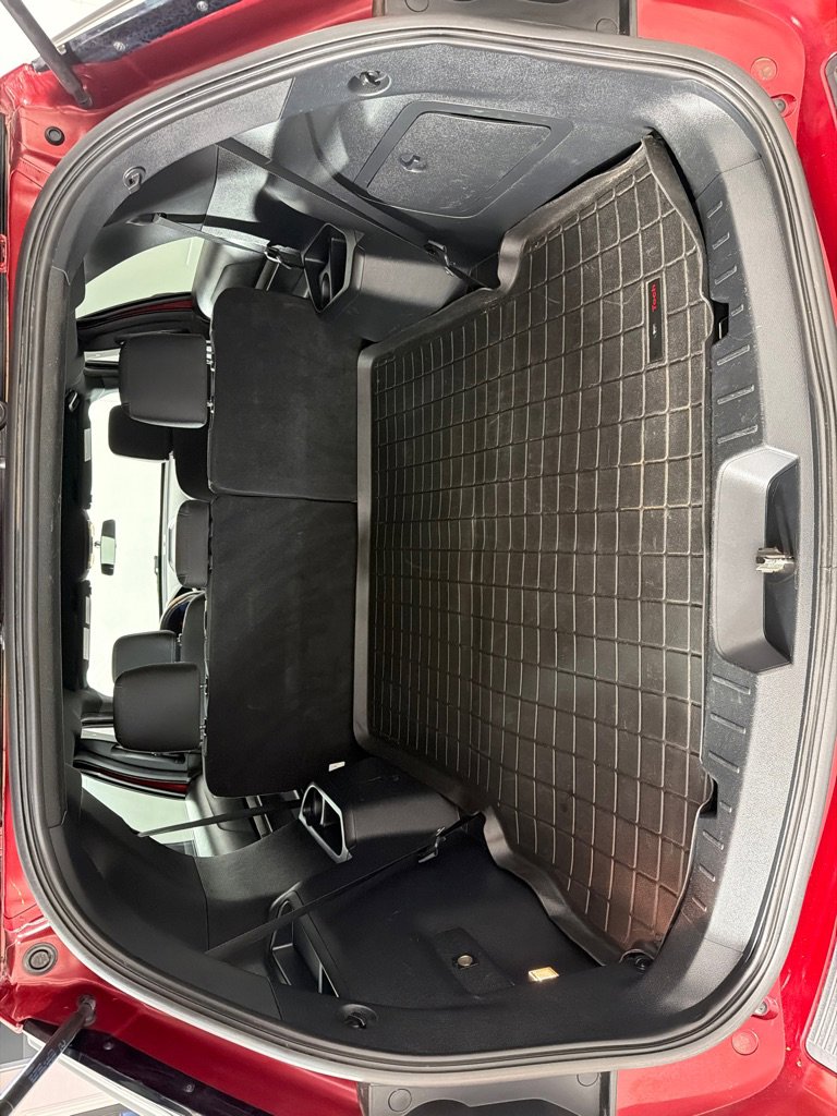 Used 2018 Ford Explorer XLT FWD image 19