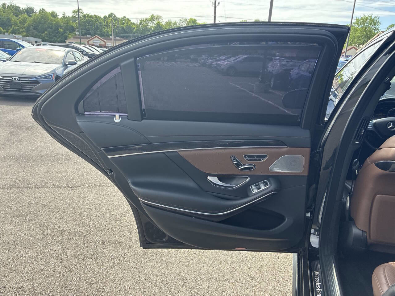 Used 2016 Mercedes-Benz S 550 4MATIC Sedan image 16