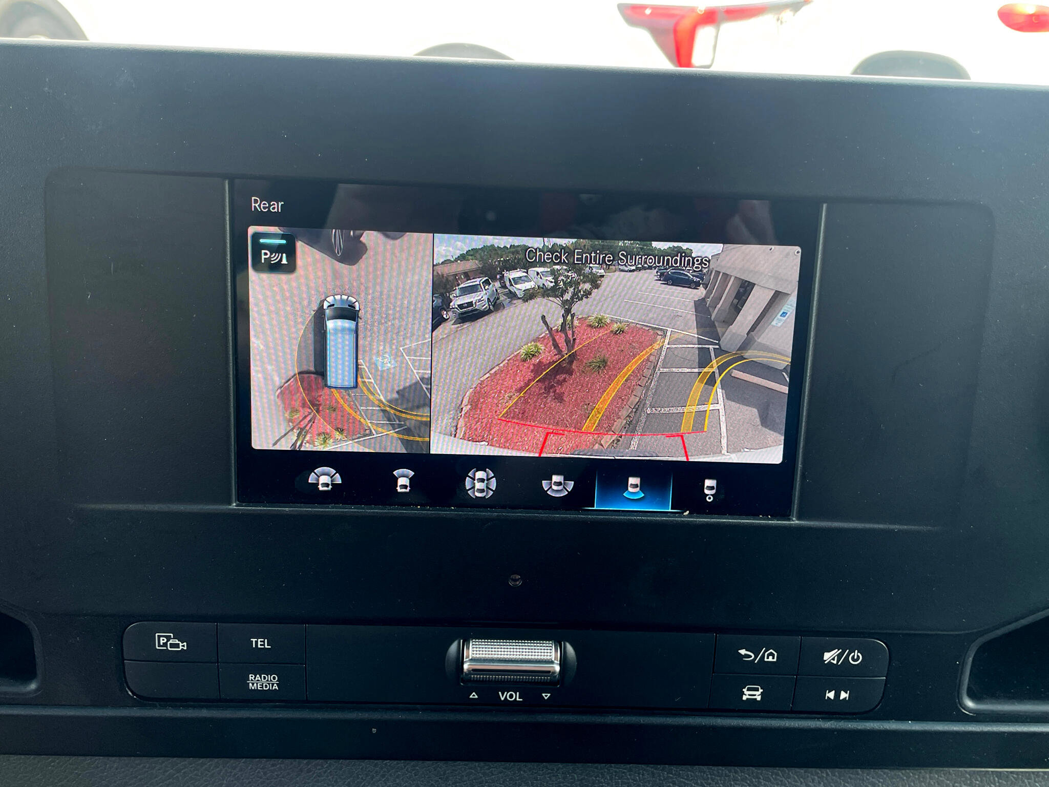 Used 2023 Mercedes-Benz Sprinter 2500 image 33