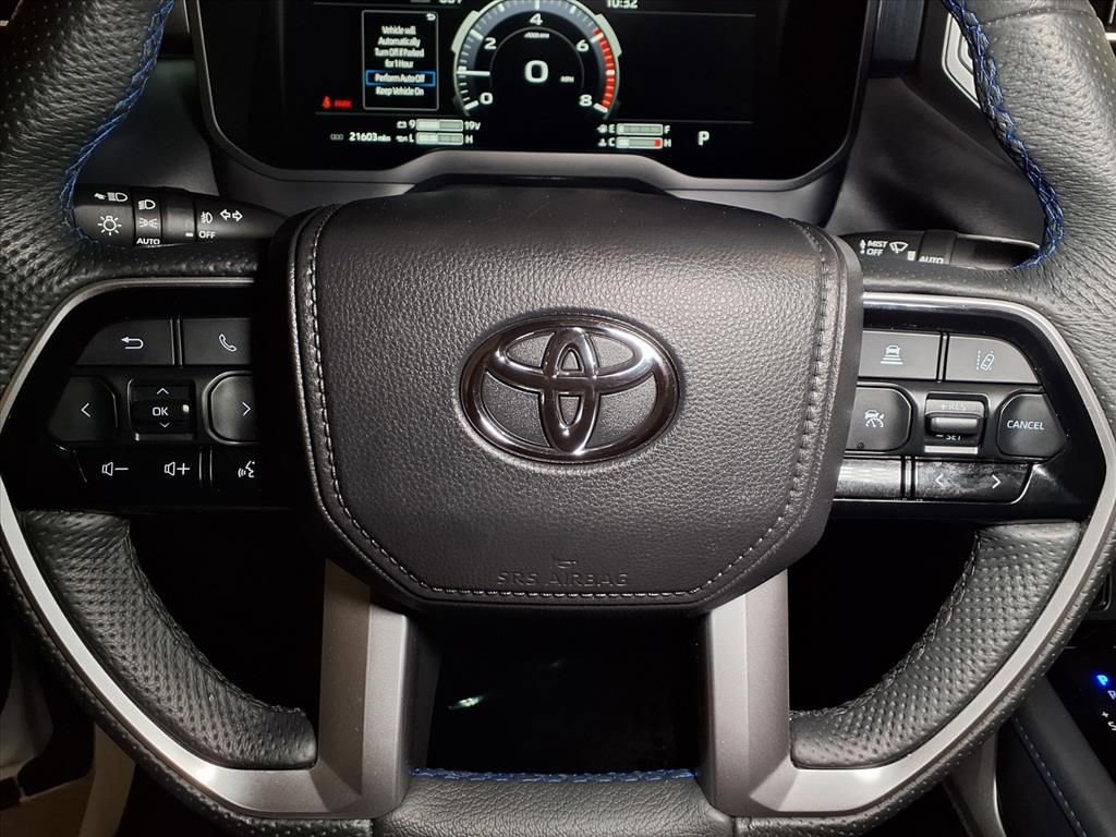 Used 2025 Toyota Tundra Platinum image 28