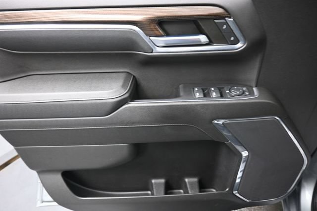 Used 2023 Chevrolet Silverado 1500 RST AWD/4WD image 13