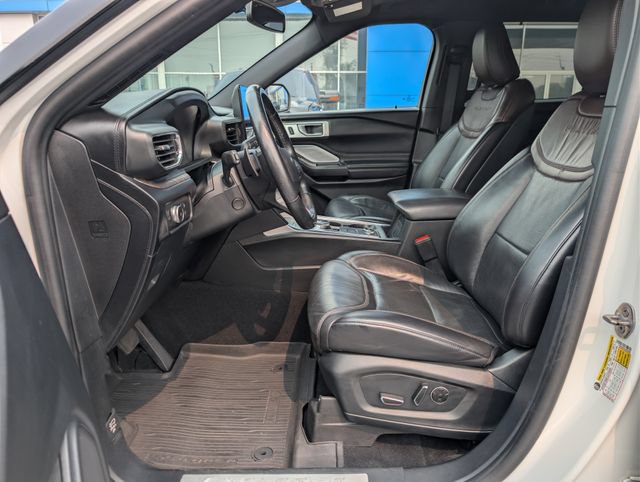 Used 2020 Ford Explorer Platinum w/ Premium Technology Package AWD/4WD image 10
