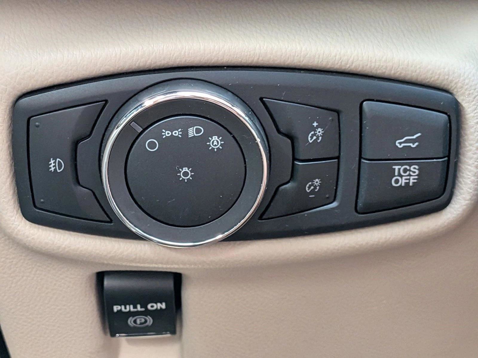 Used 2019 Lincoln Nautilus Reserve AWD/4WD image 12