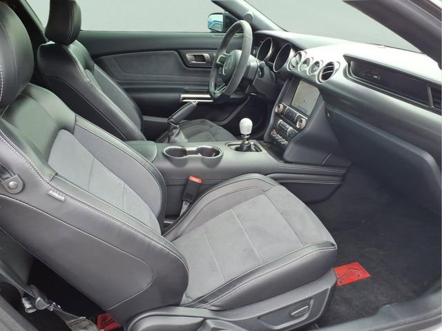 Used 2020 Ford Mustang Shelby GT350 w/ Technology Package image 18