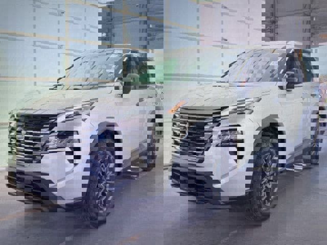 Certified 2024 Nissan Rogue S image 3