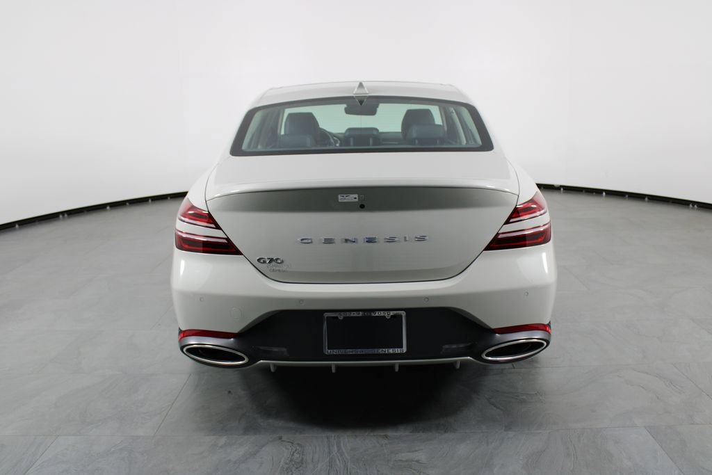 Used 2026 Genesis G70 2.5T Prestige RWD image 9