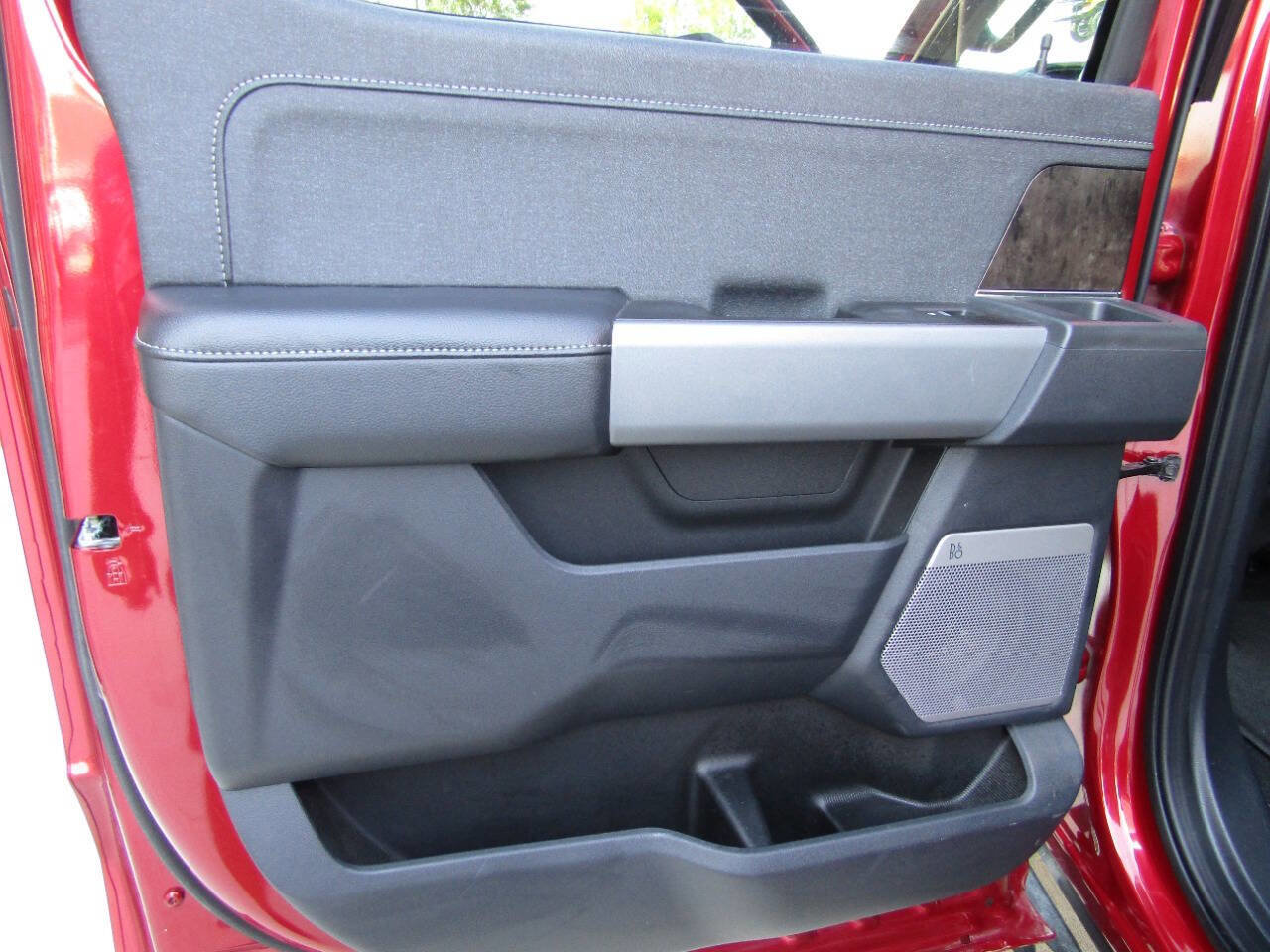 Used 2024 Ford F250 Lariat w/ Lariat Ultimate Package image 18