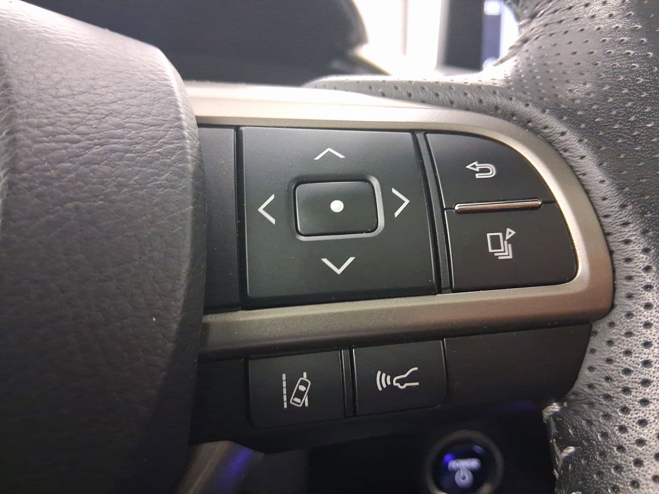 Certified 2022 Lexus RX 450h F Sport image 23