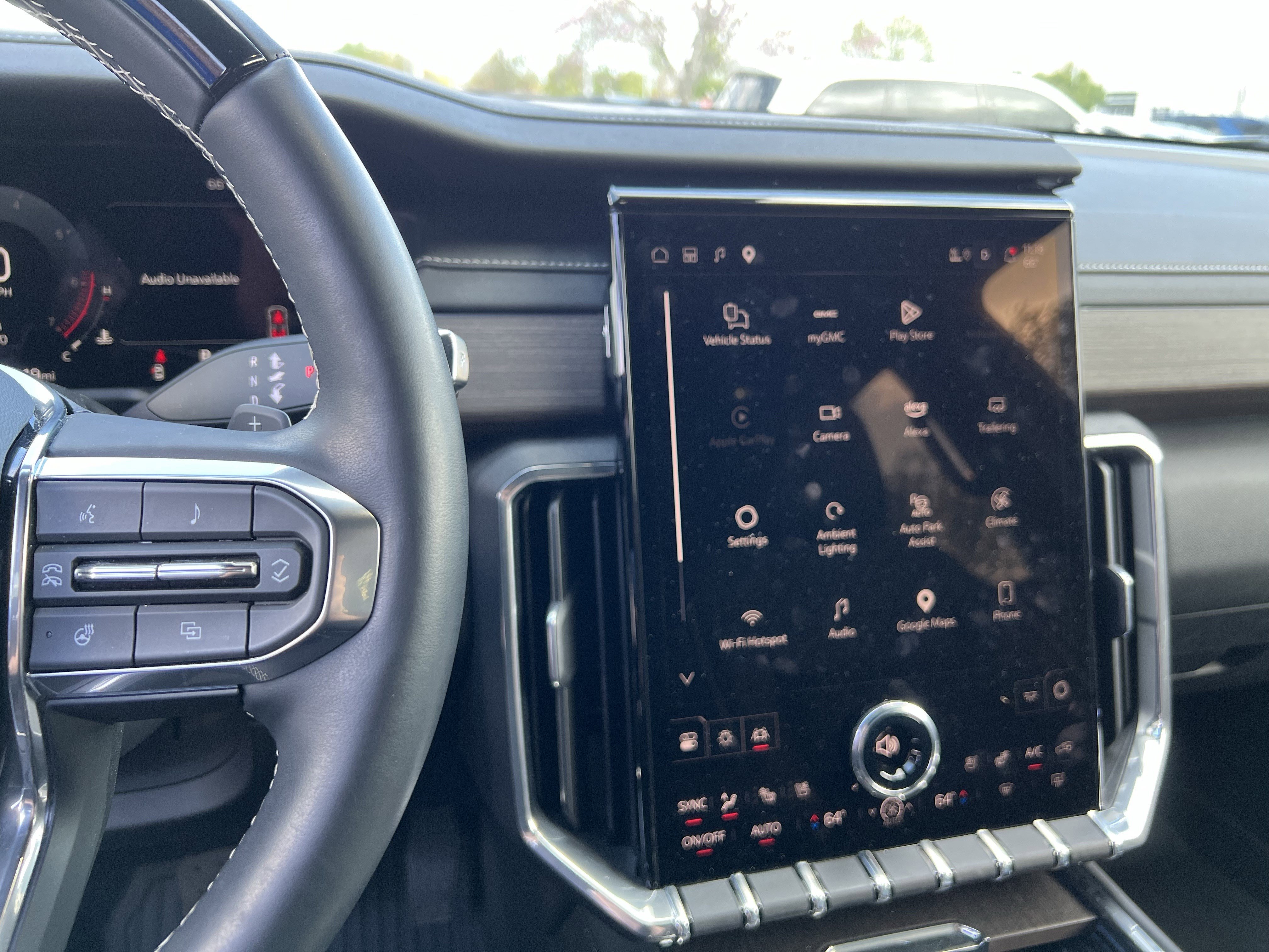 Used 2024 GMC Acadia Denali w/ Super Cruise Package image 32