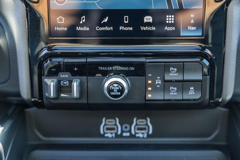 New 2026 RAM 1500 Laramie AWD/4WD image 25