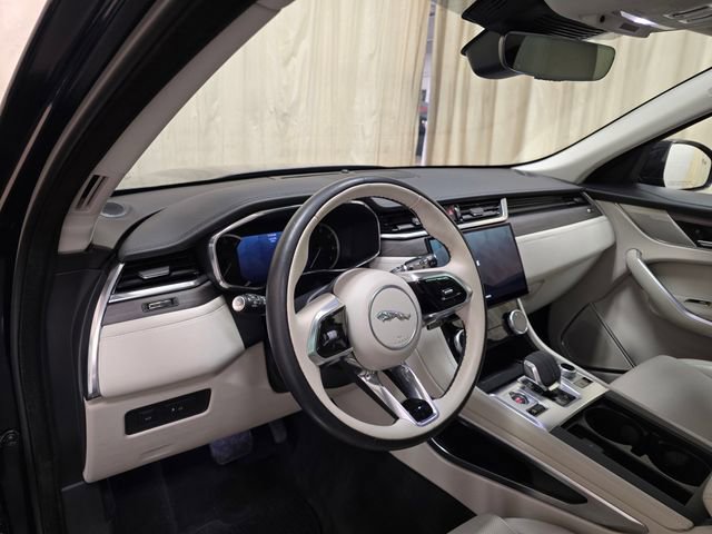 Used 2023 Jaguar F-PACE S image 21
