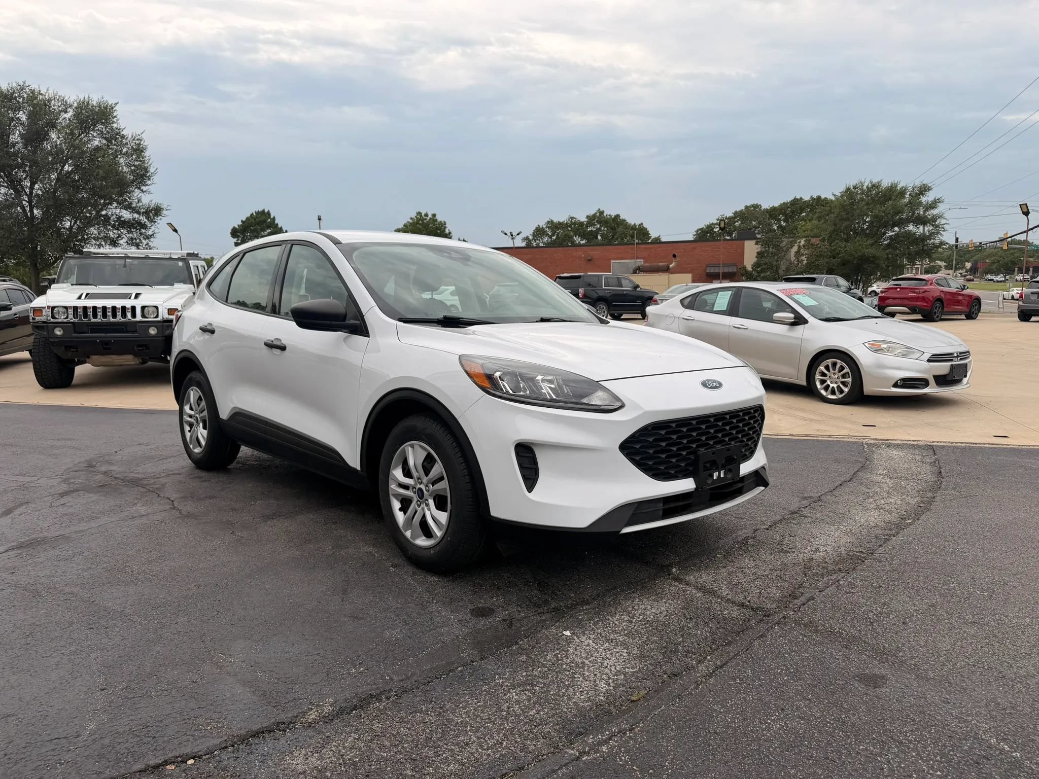 Used 2020 Ford Escape S FWD image 8