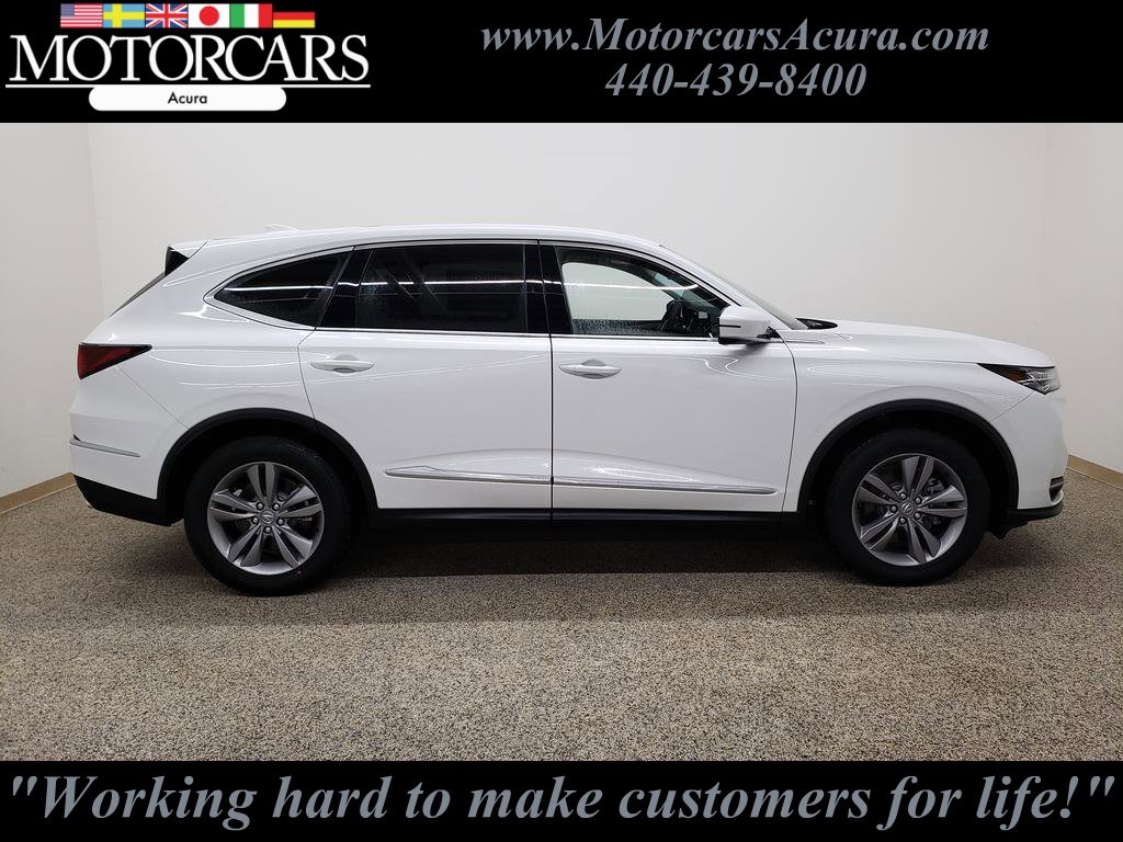 Certified 2025 Acura MDX SH-AWD image 2