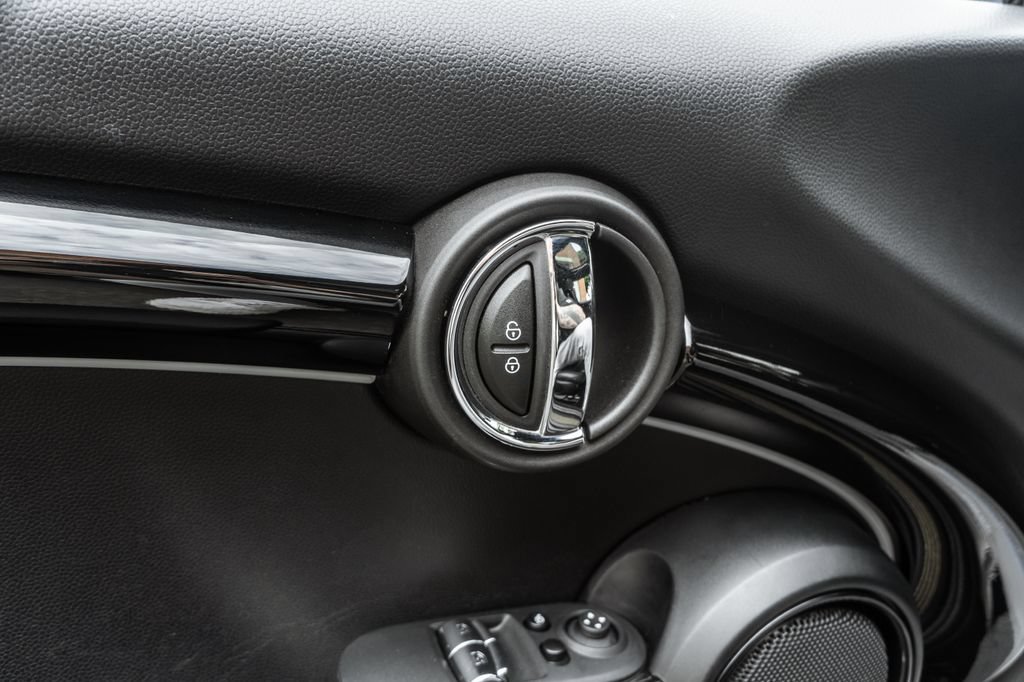Used 2023 MINI Cooper S w/ MINI Resolute Edition FWD image 14