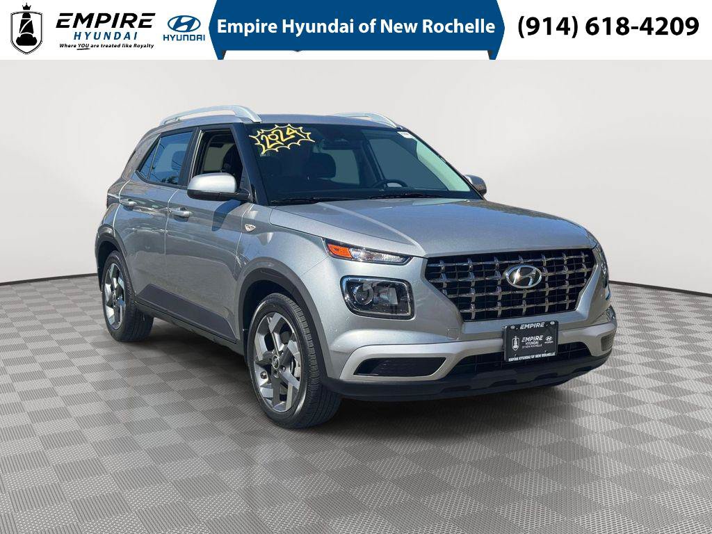 Used 2024 Hyundai Venue SEL FWD video 1