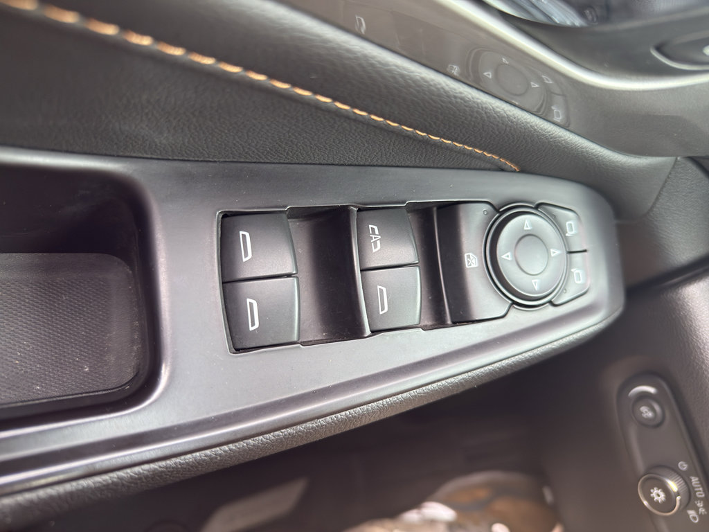 Used 2019 Chevrolet Traverse RS w/ LPO, Floor Liner Package AWD/4WD image 14
