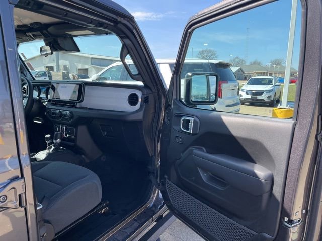 Used 2024 Jeep Wrangler Sport S AWD/4WD image 16