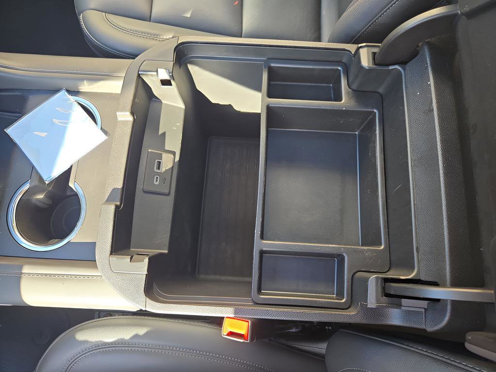 Used 2023 Chevrolet Tahoe LT w/ LT Signature Package image 30