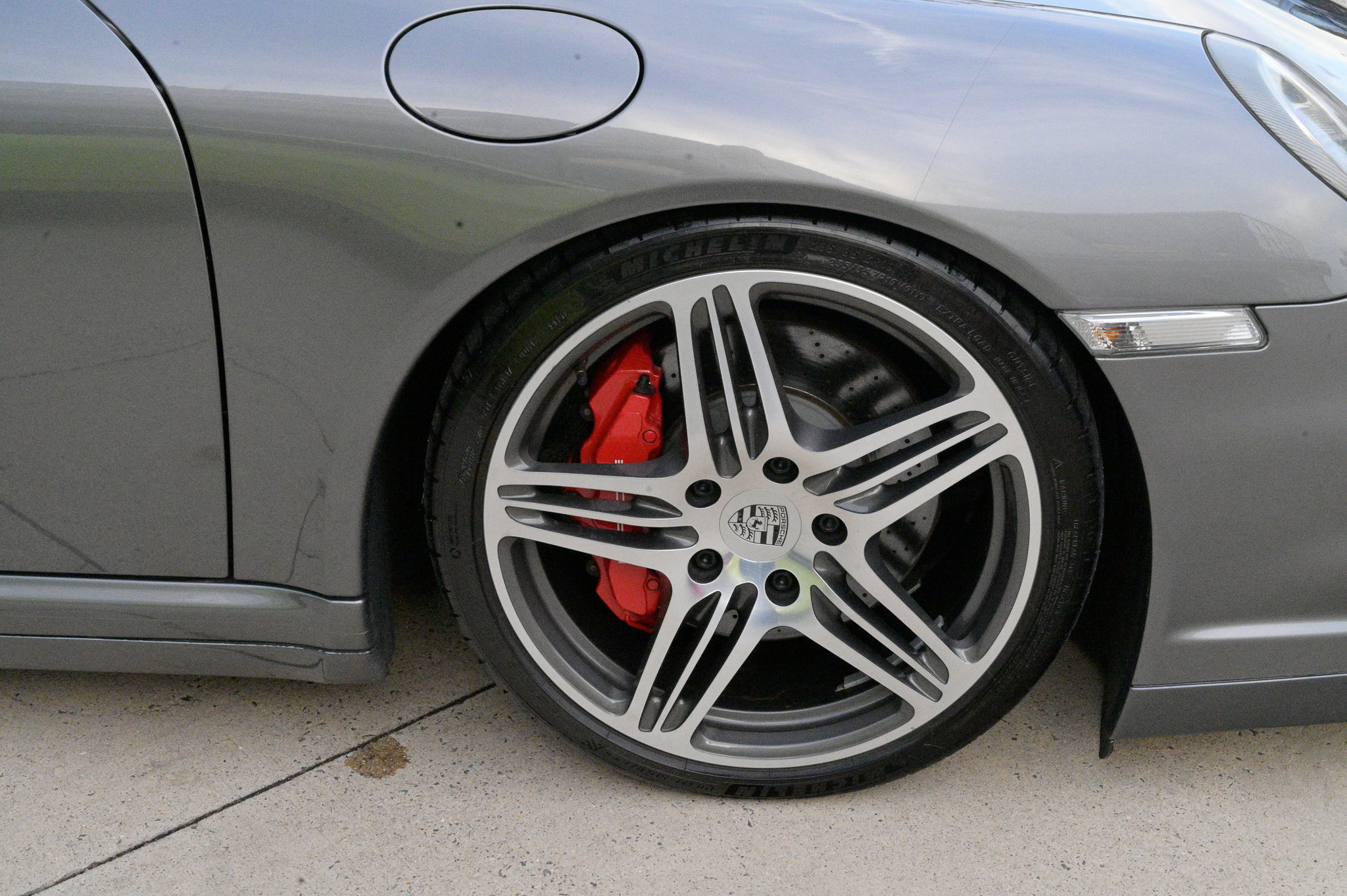 Used 2008 Porsche 911 Turbo image 12