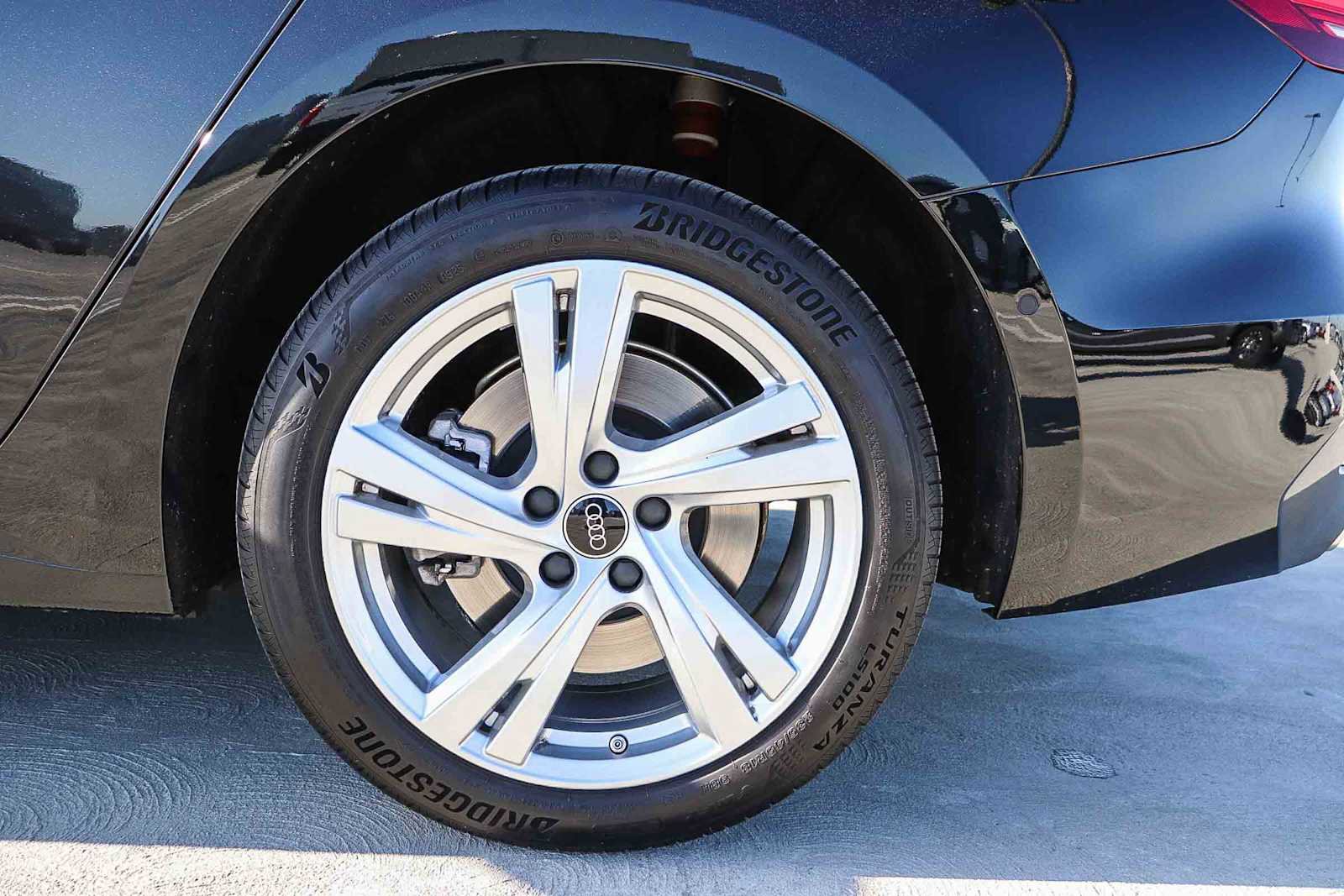 Used 2025 Audi A5 2.0T Premium image 13