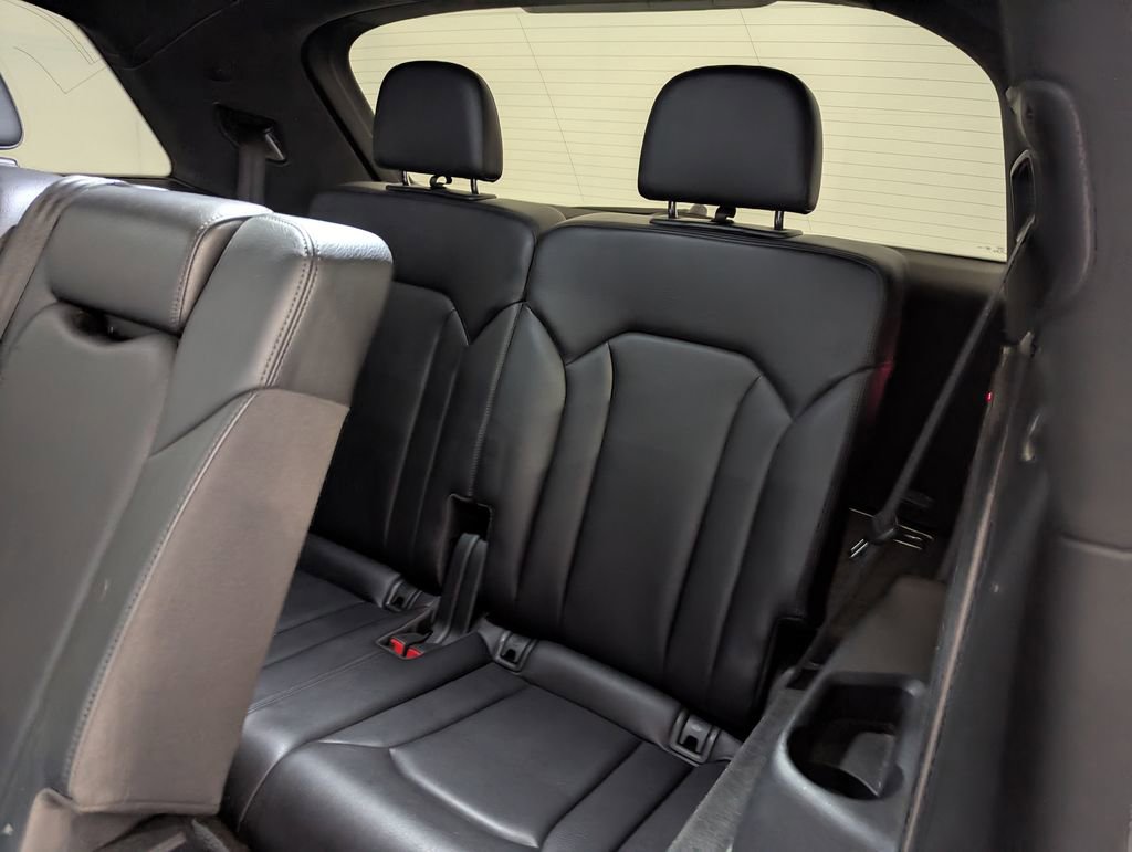 Used 2019 Audi Q7 2.0T Premium AWD/4WD image 21