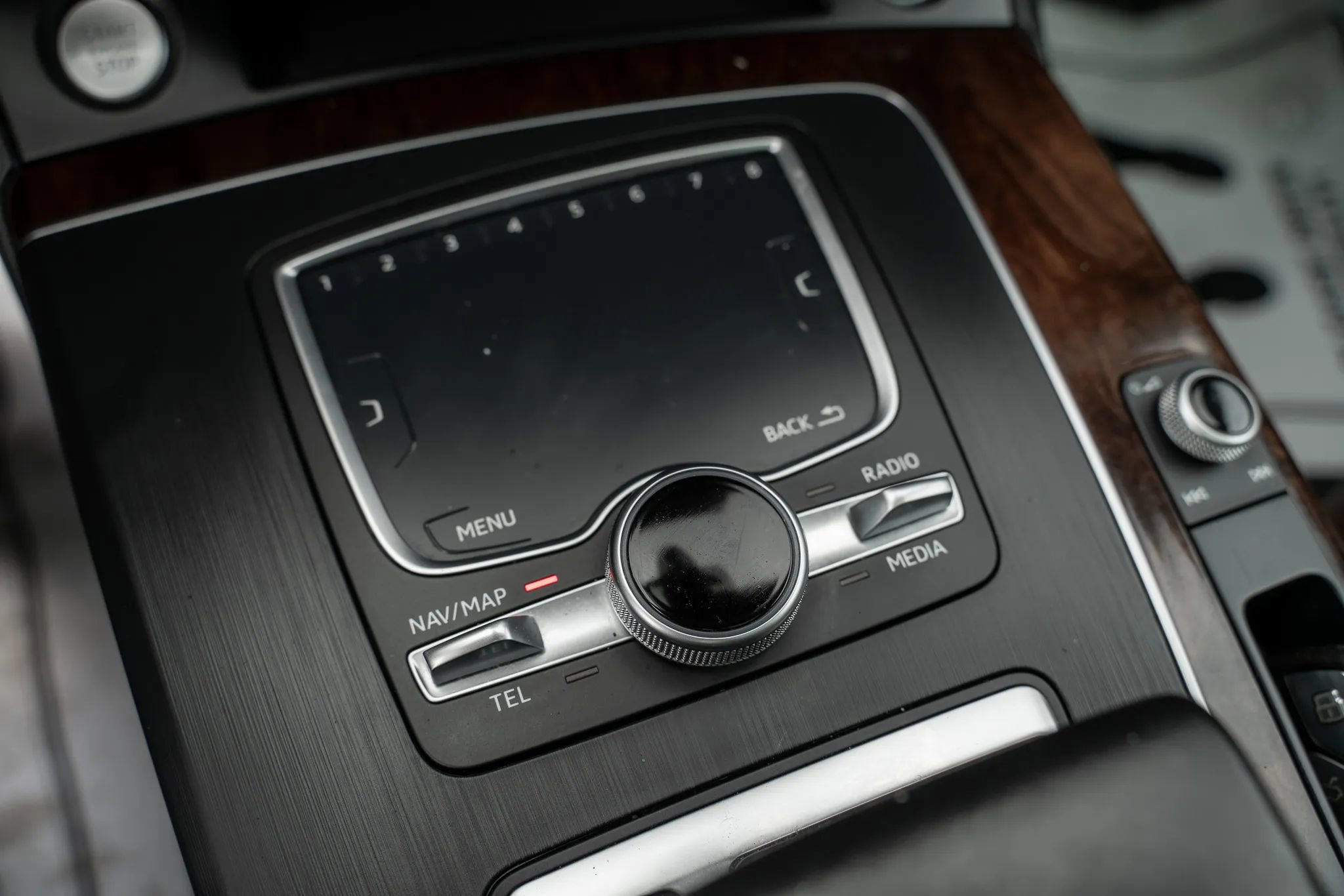 Used 2018 Audi Q5 2.0T Premium Plus w/ Premium Plus Package image 33