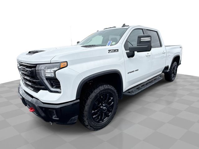 Used 2025 Chevrolet Silverado 2500 LT w/ Trail Boss Package image 1