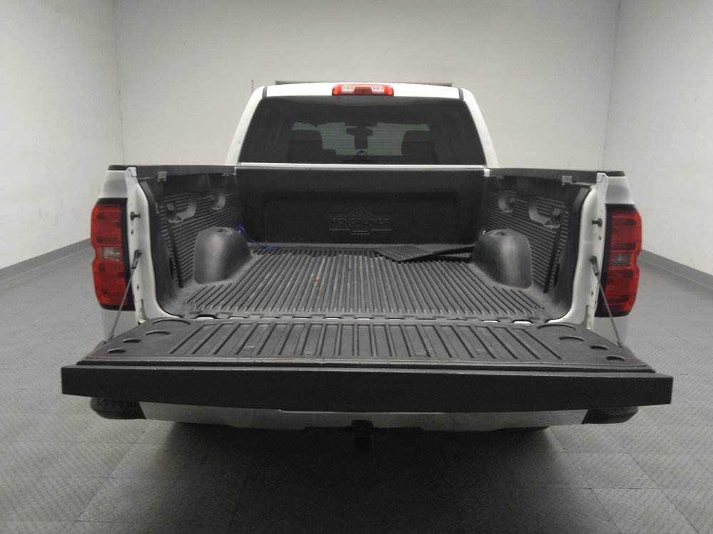 Used 2018 Chevrolet Silverado 1500 LT w/ LT Eassist Package RWD image 29