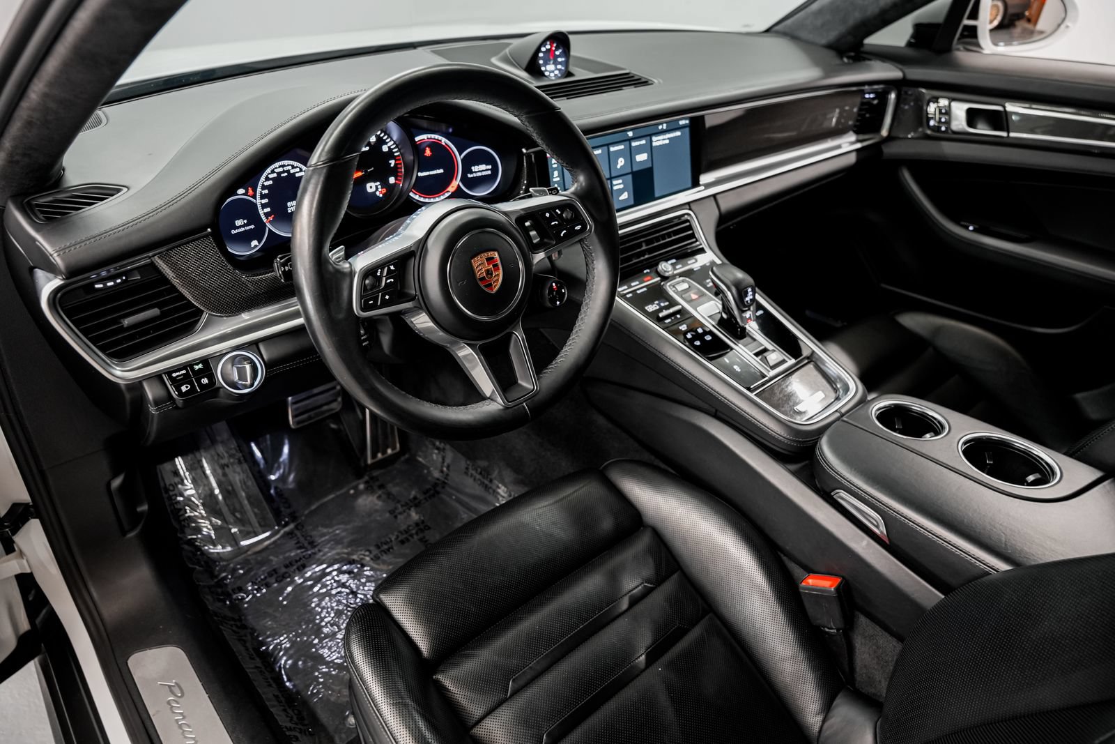 Used 2018 Porsche Panamera Turbo Sport Turismo AWD/4WD image 19