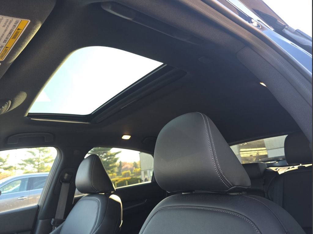 Used 2023 INFINITI QX55 Essential w/ Cargo Package image 8