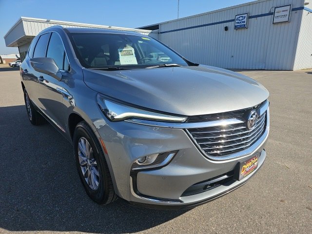 Used 2024 Buick Enclave Premium image 6