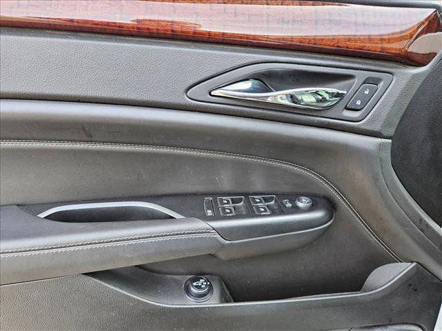 Used 2016 Cadillac SRX Luxury w/ Driver Awareness Package image 7