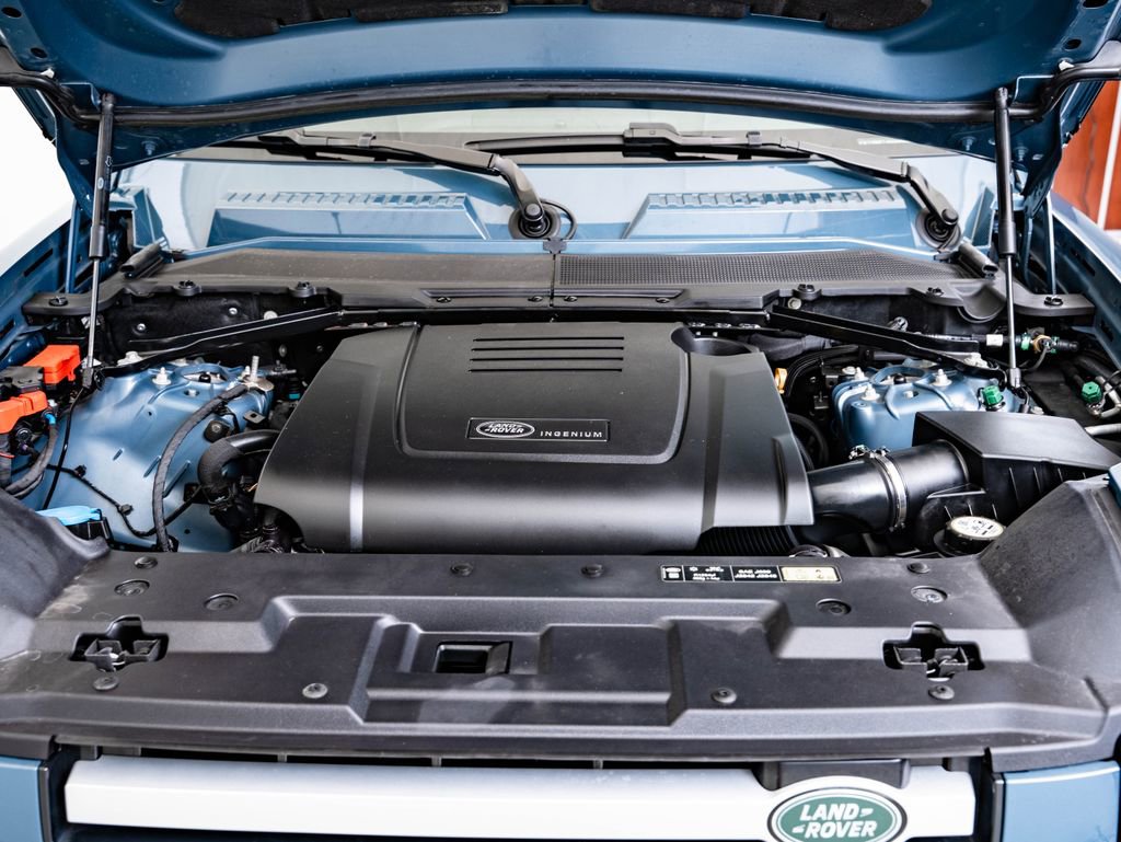 Used 2023 Land Rover Defender 90 S AWD/4WD image 44