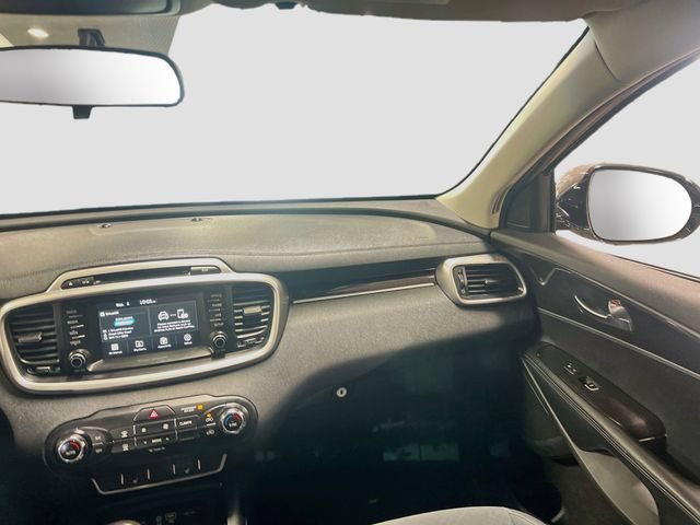 Used 2018 Kia Sorento FWD image 23