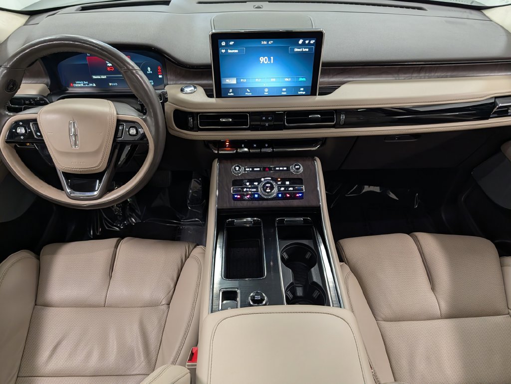 Used 2023 Lincoln Aviator Reserve w/ Equipment Group 201A AWD/4WD image 24