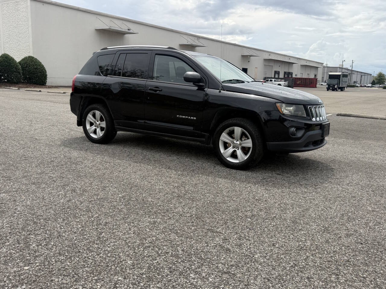 Used 2014 Jeep Compass Sport w/ Power Value Group FWD image 5