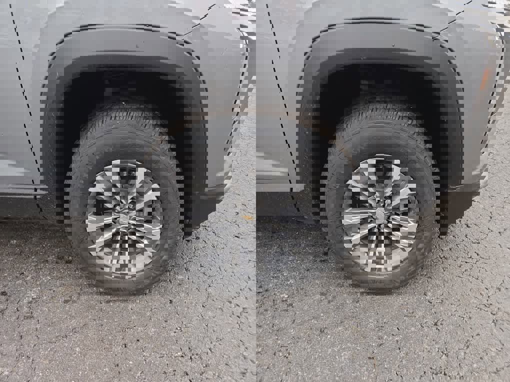 New 2026 Chevrolet Equinox LT image 9