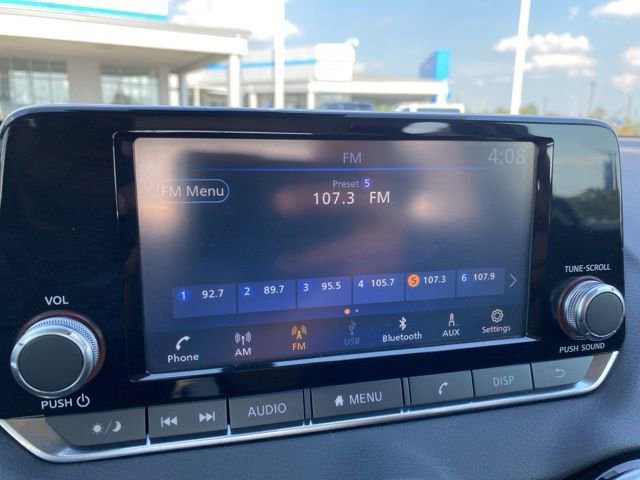 Used 2024 Nissan Sentra S image 23