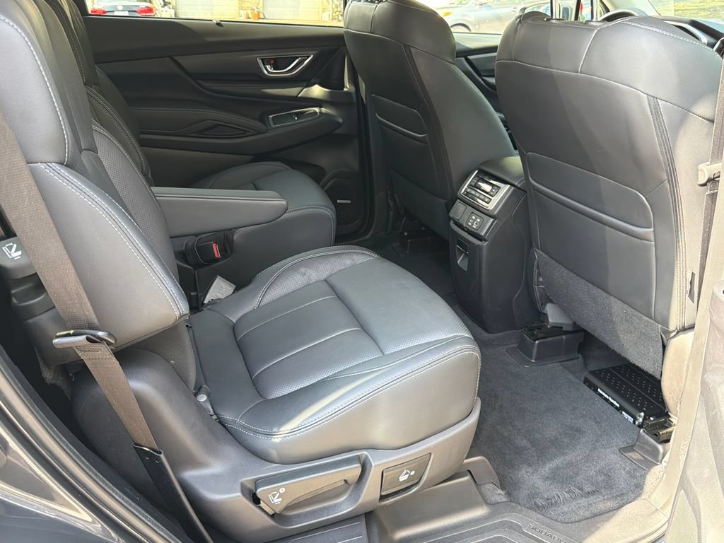 Used 2023 Subaru Ascent Limited w/ Technology Package AWD/4WD image 16